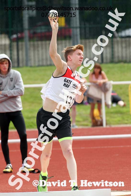 Boys under-15s shot putt, Northern Under-13s, U-15s and 17s Championships. Photo: David T. Hewitson/Sports for All Pics